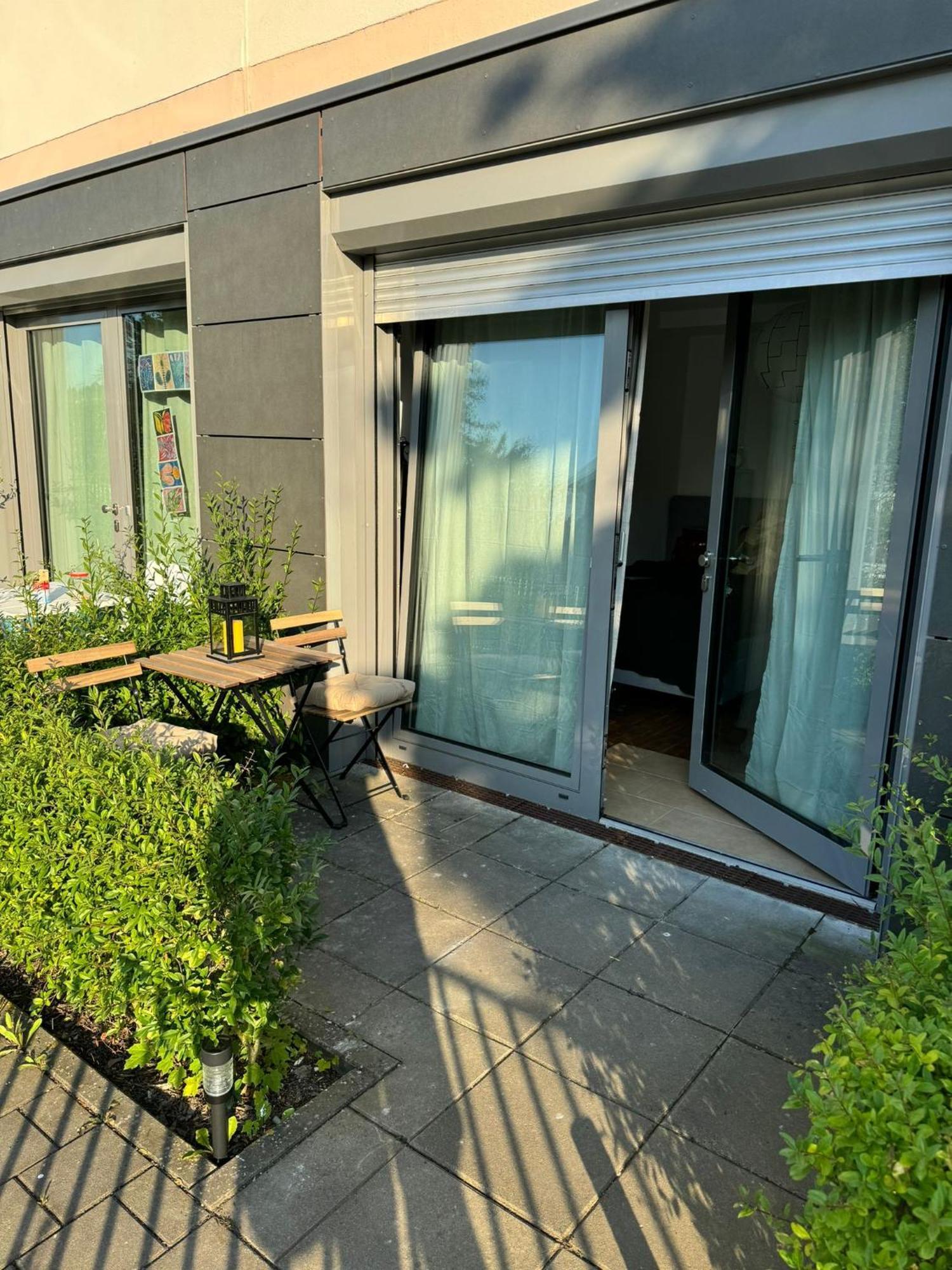 Moderne Ferienwohnung Mit Terrasse Вюрцбург Екстериор снимка
