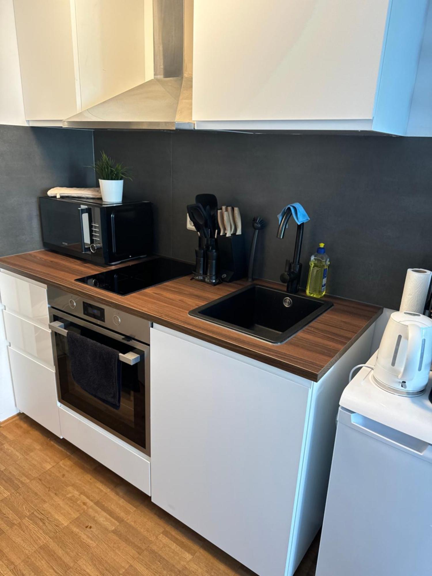 Moderne Ferienwohnung Mit Terrasse Вюрцбург Екстериор снимка
